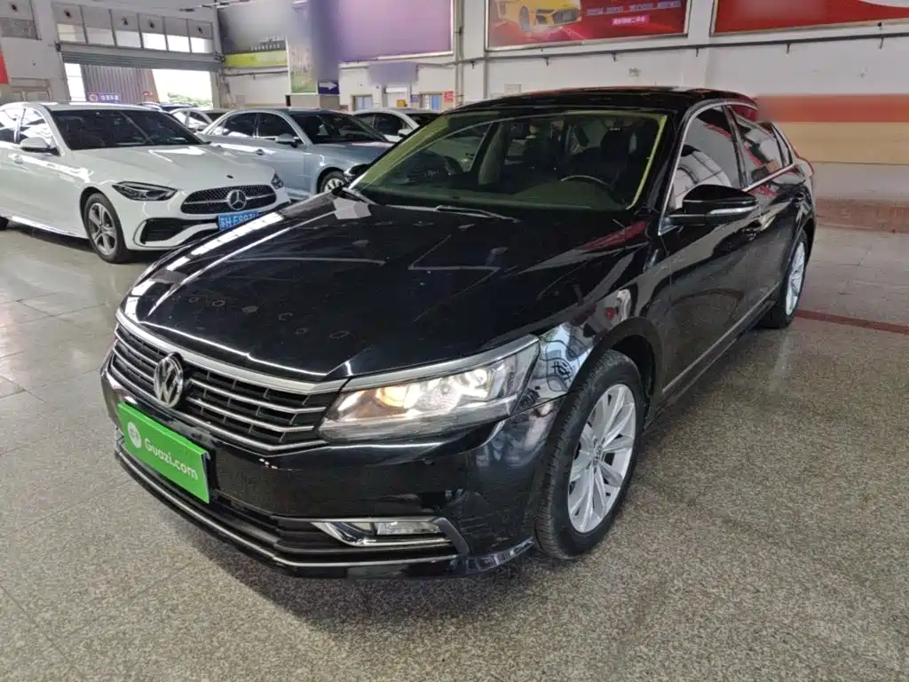 Volkswagen Passat 2017 — фото 2