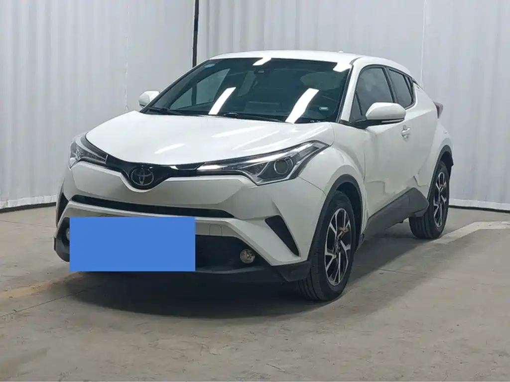 Toyota C-HR 2019 — фото 2