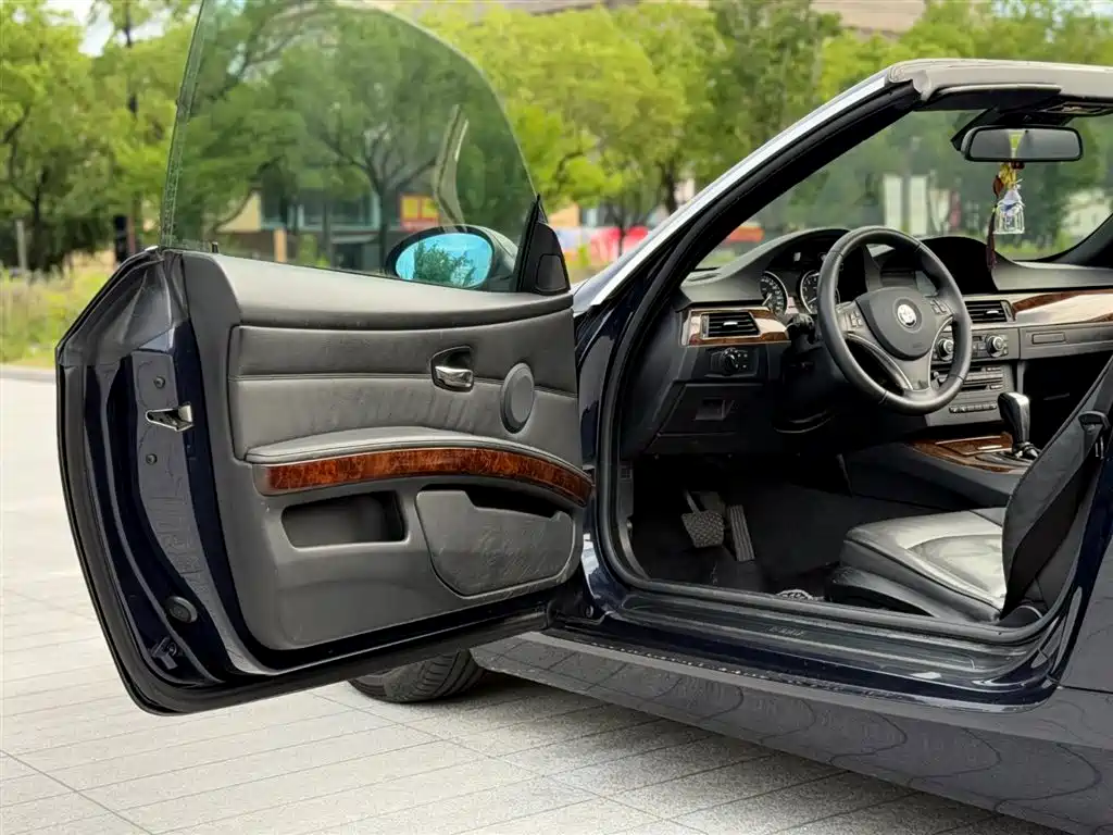BMW 3 Series 2007