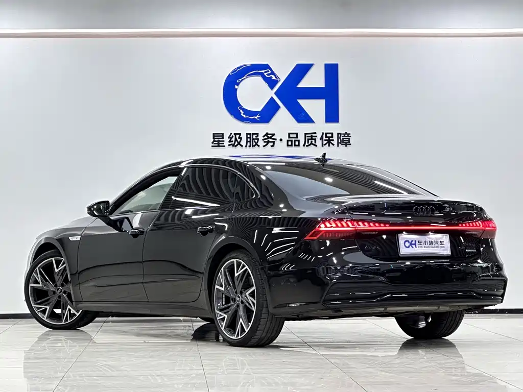 Audi A7L 2024 — фото 15