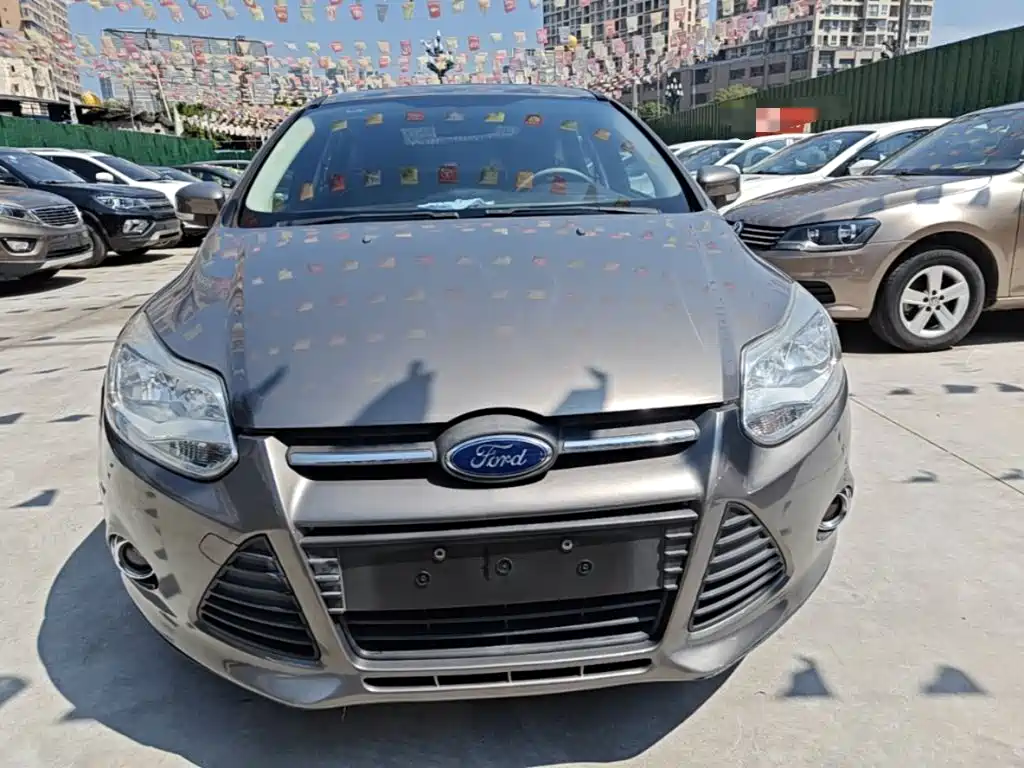 Ford Focus 2015 — фото 3
