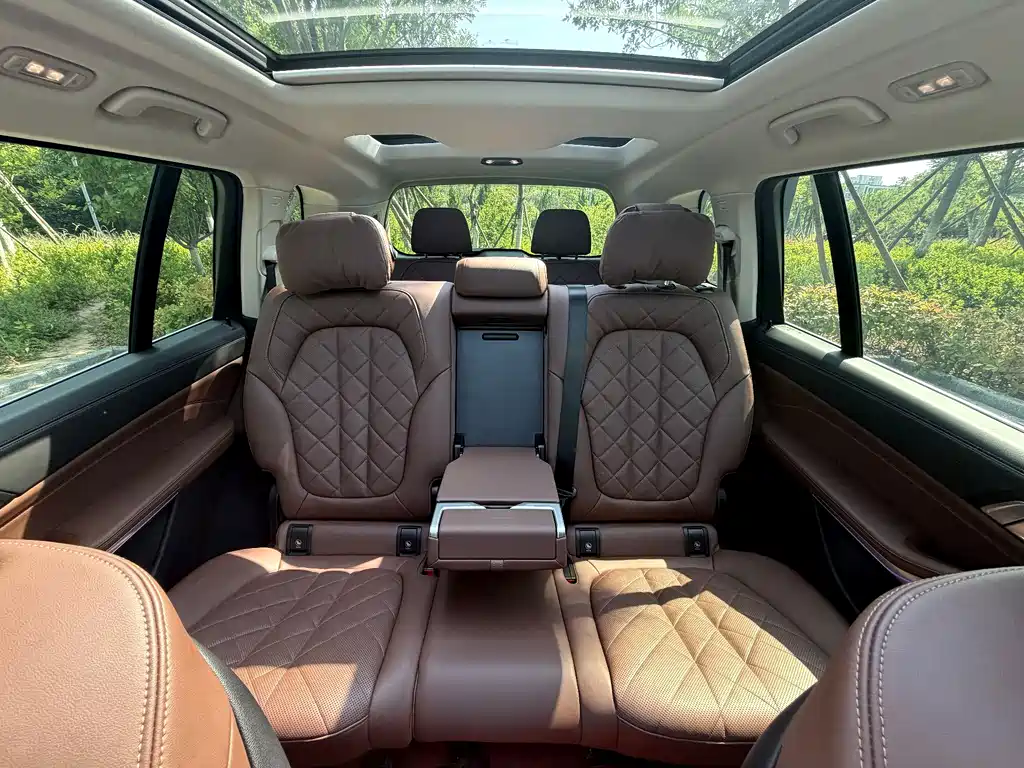 BMW X7 2023 — фото 17