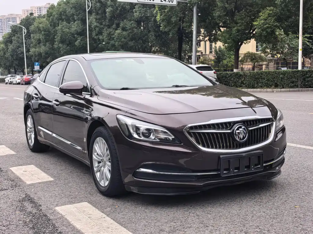 Buick LaCrosse 2016 — фото 3