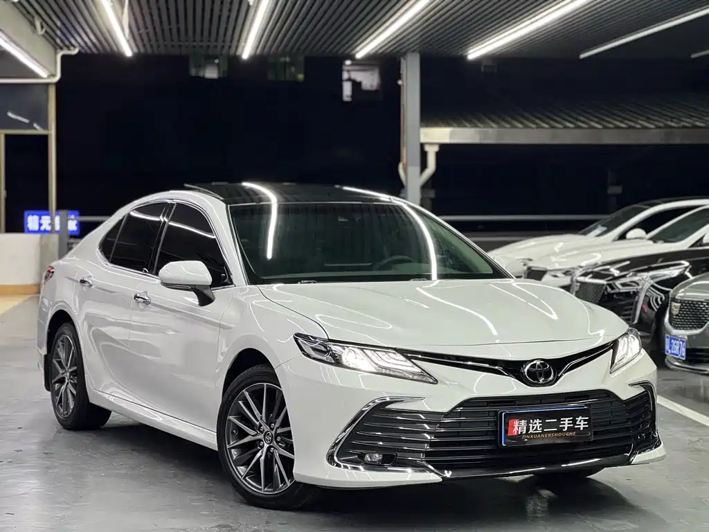 Toyota Camry 2021