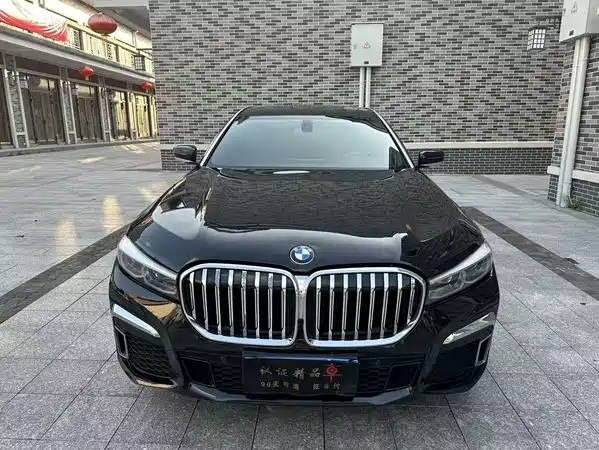 BMW 7 Series 2011