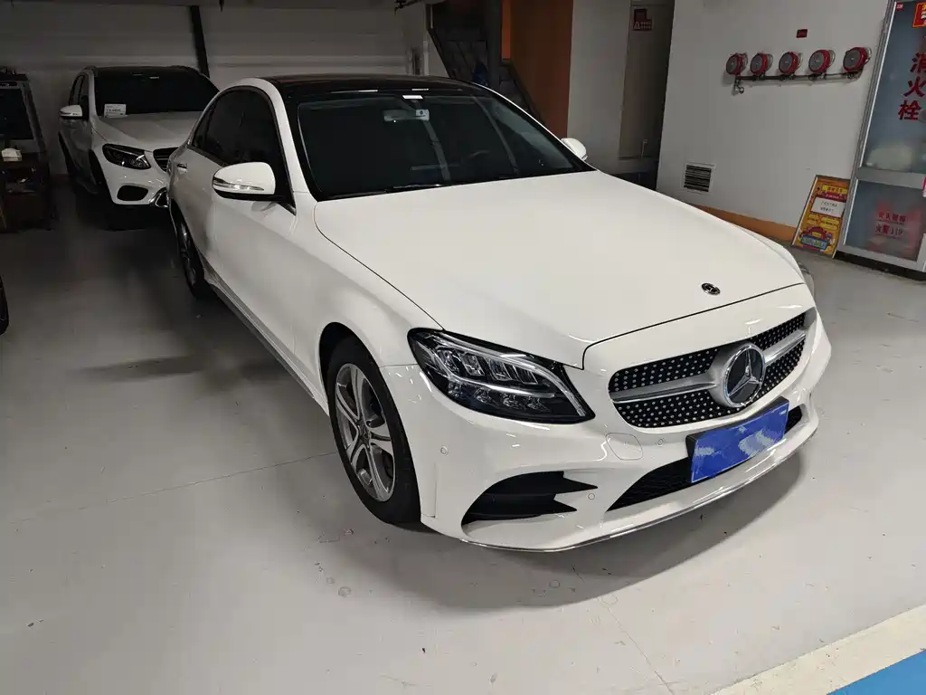 Mercedes-Benz C-Class 2020