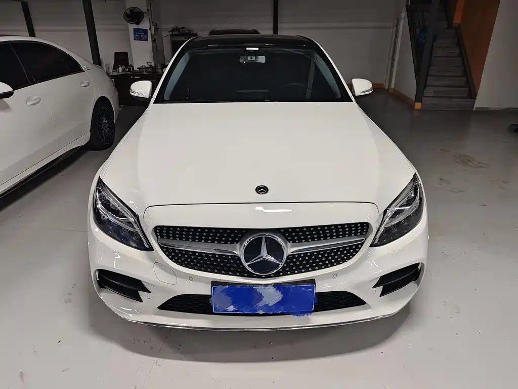Mercedes-Benz C-Class 2020