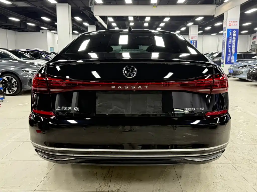 Volkswagen Passat 2022