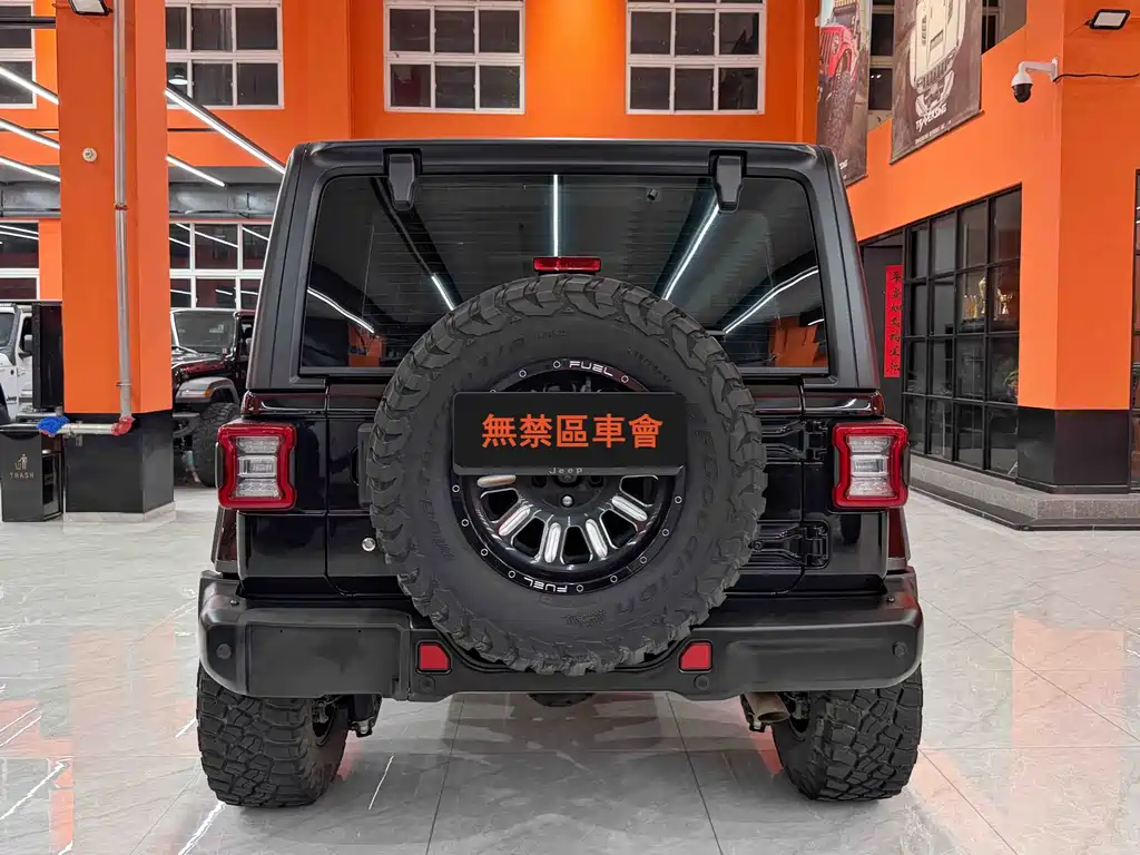 Jeep Wrangler 2020 — фото 4