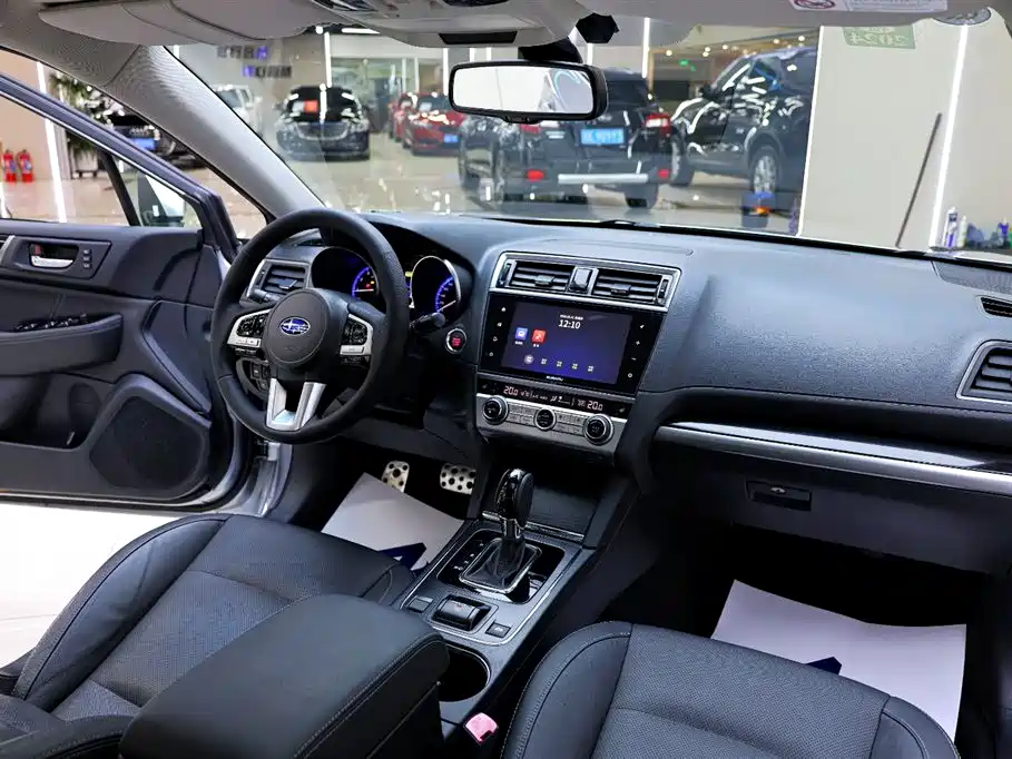 Subaru Legacy 2016 — фото 19