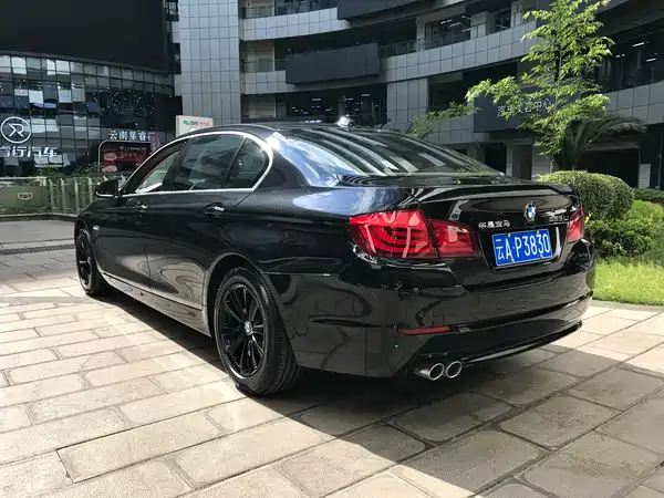 BMW 5 Series 2012