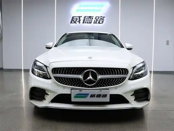 Mercedes-Benz C-Class 2020