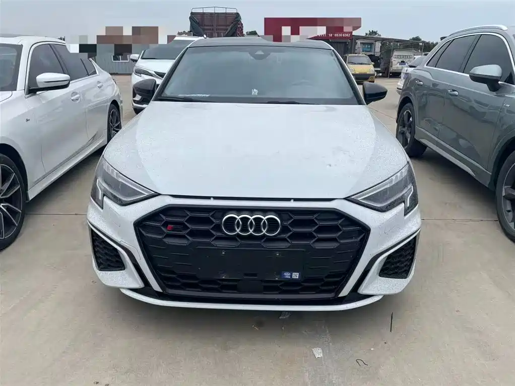 Audi A3 2023 — фото 11