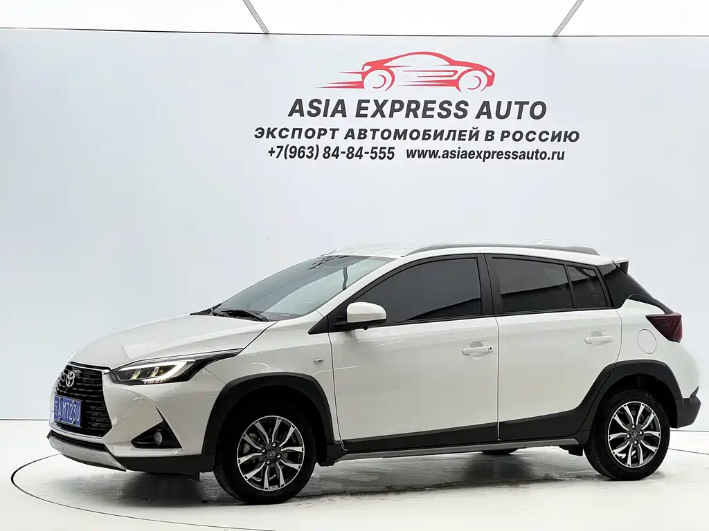 Toyota Yaris L 2021 — фото 1
