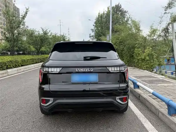 Lynk & Co 01 2019