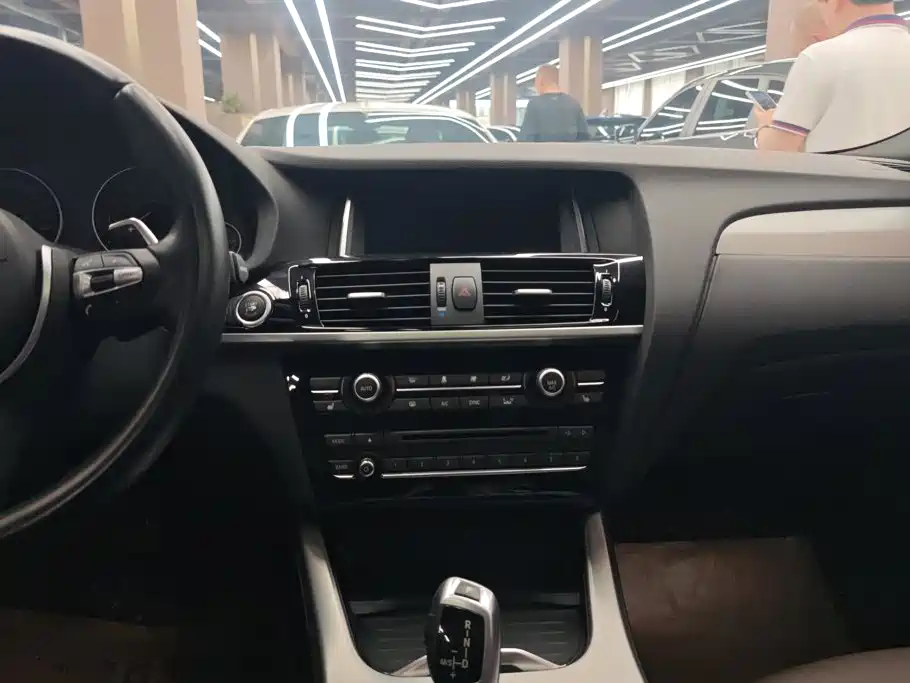 BMW X4 2017 — фото 13