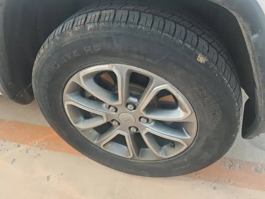 Jeep Grand Cherokee 2014