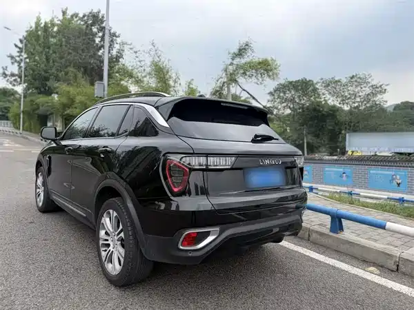 Lynk & Co 01 2019