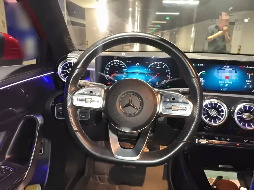 Mercedes-Benz A-Class 2022 — фото 3