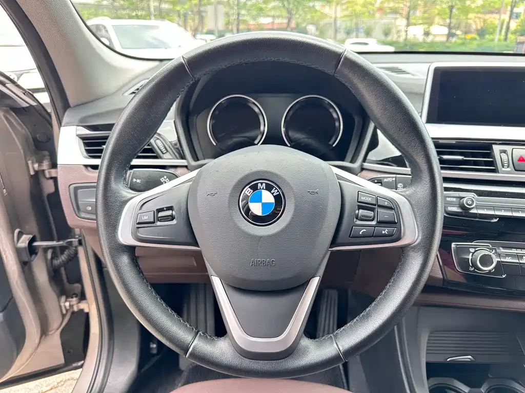 BMW X1 2020 — фото 15
