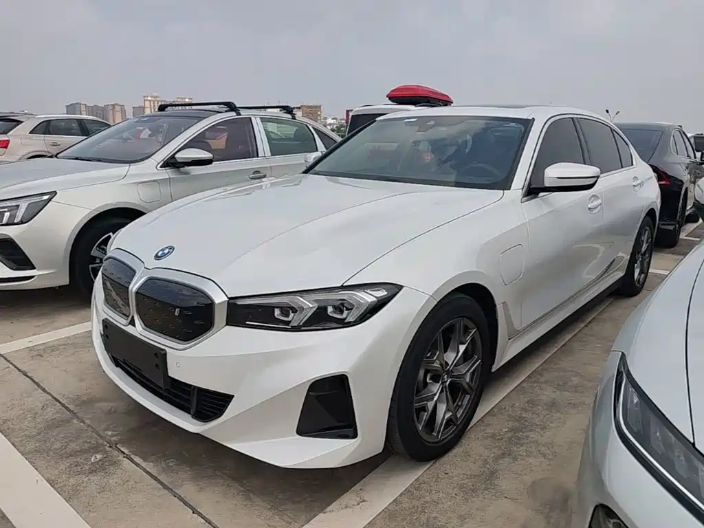 BMW i3 2023