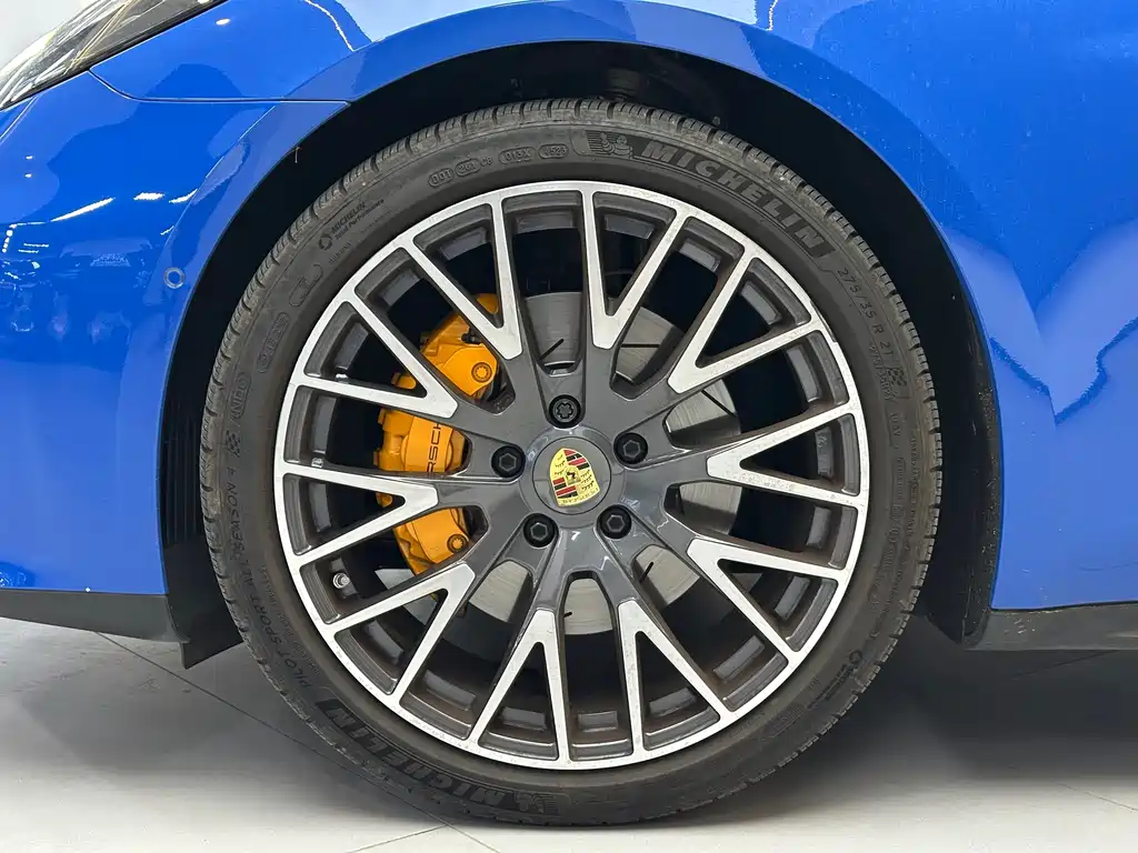 Porsche Panamera 2024 — фото 13