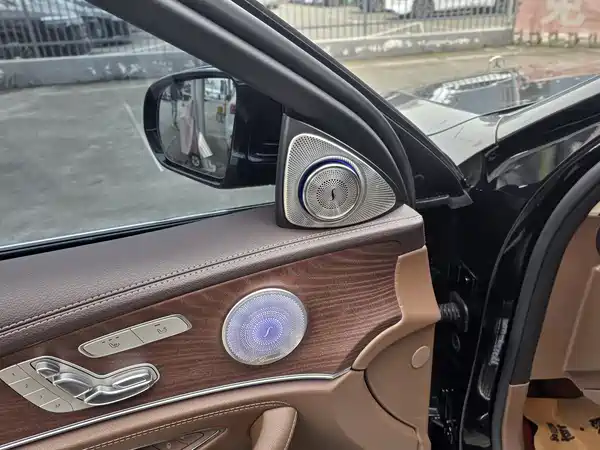 Mercedes-Benz E-Class 2023