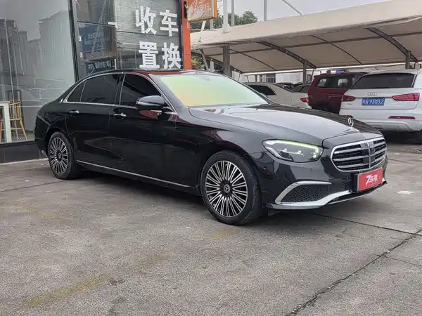 Mercedes-Benz E-Class 2023