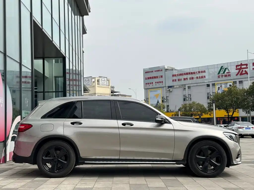 Mercedes-Benz GLC 2019 — фото 6