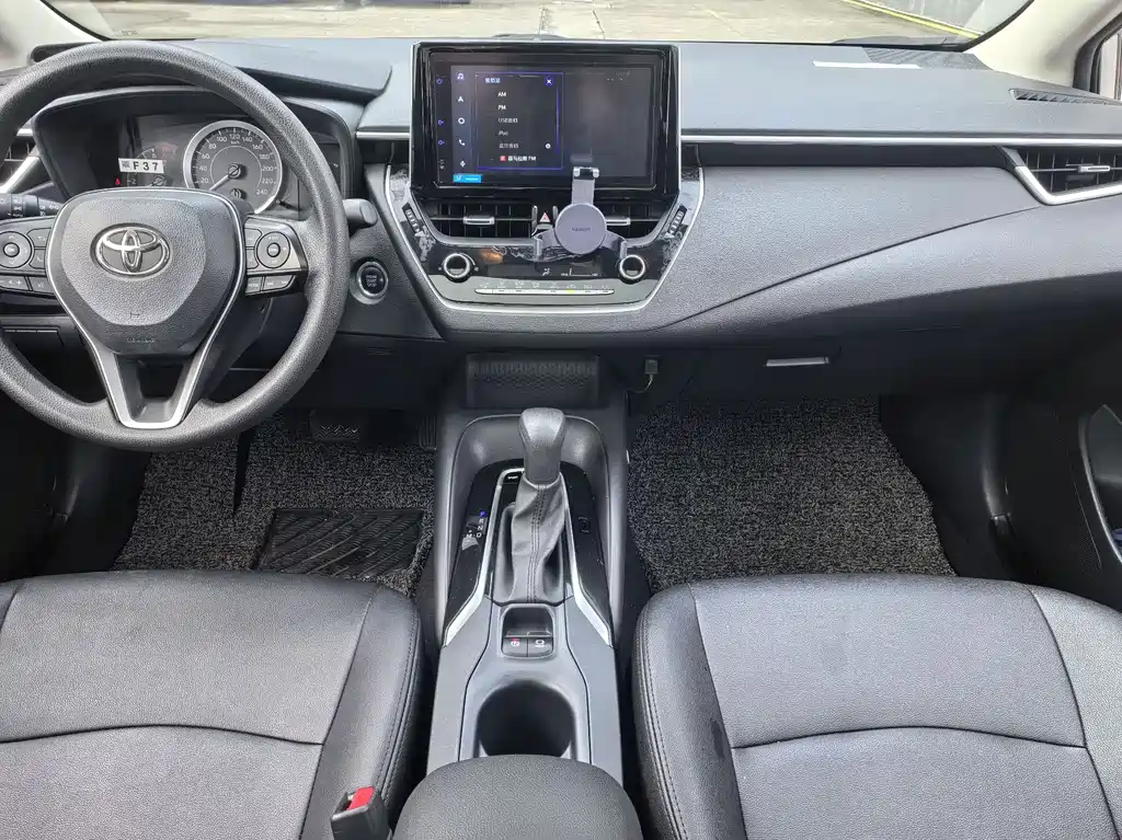 Toyota Corolla 2020 — фото 13
