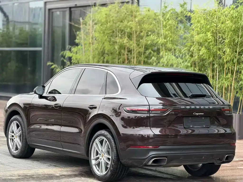 Porsche Cayenne 2018 — фото 3