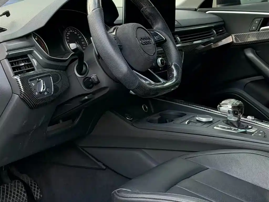 Audi A4L 2017