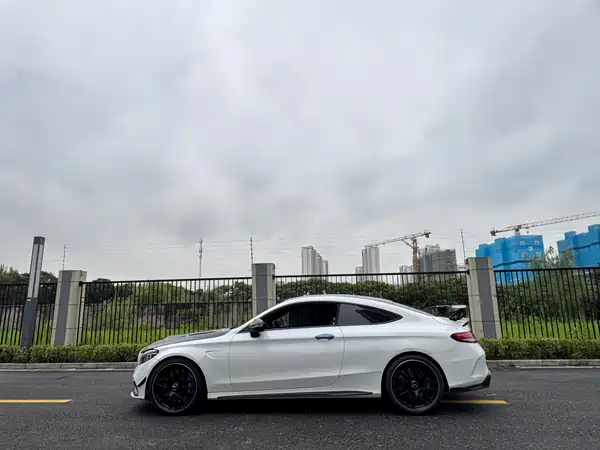 Mercedes-Benz C-Class AMG 2022