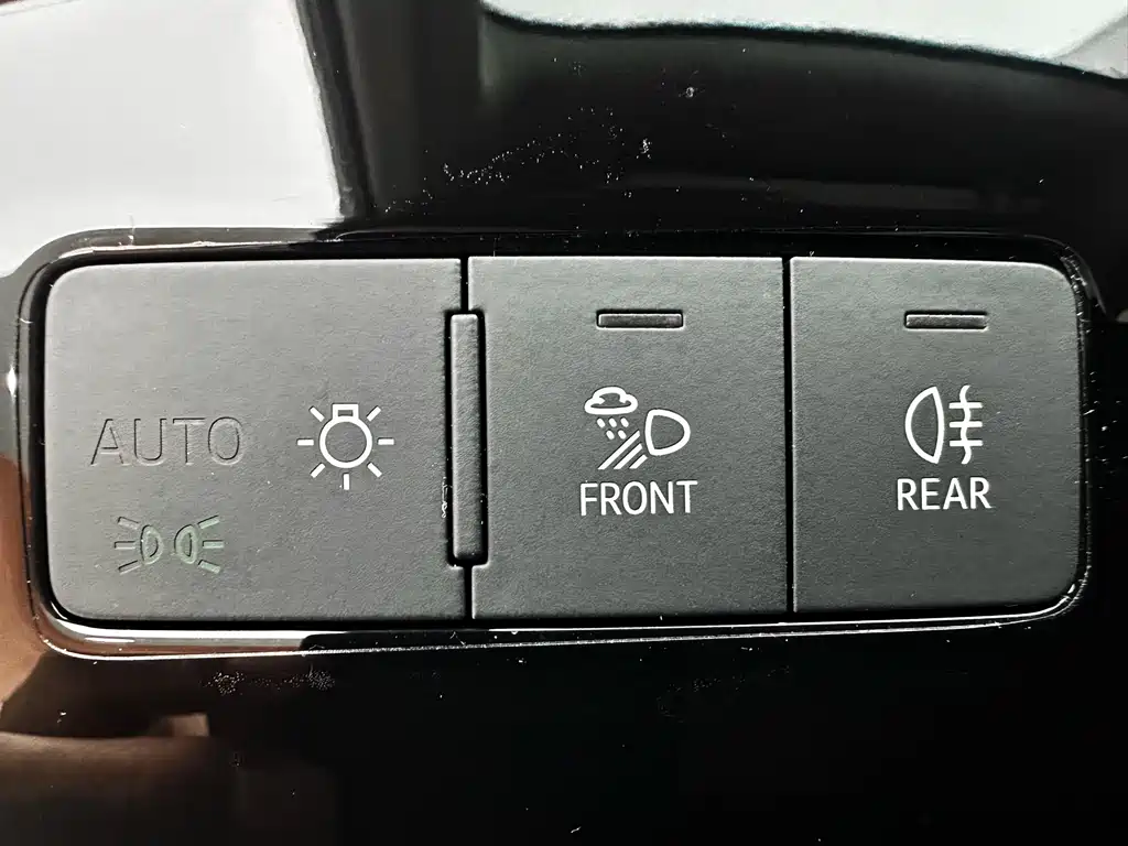 Audi Q3 2021 — фото 13