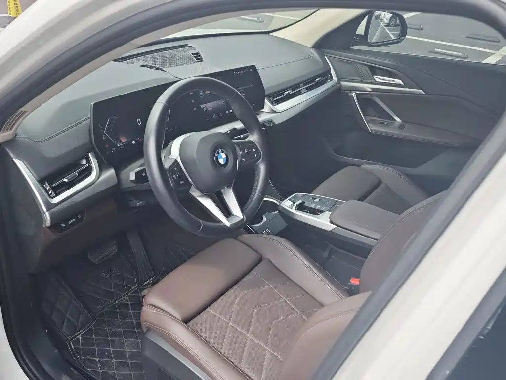 BMW X2 2025 — фото 13