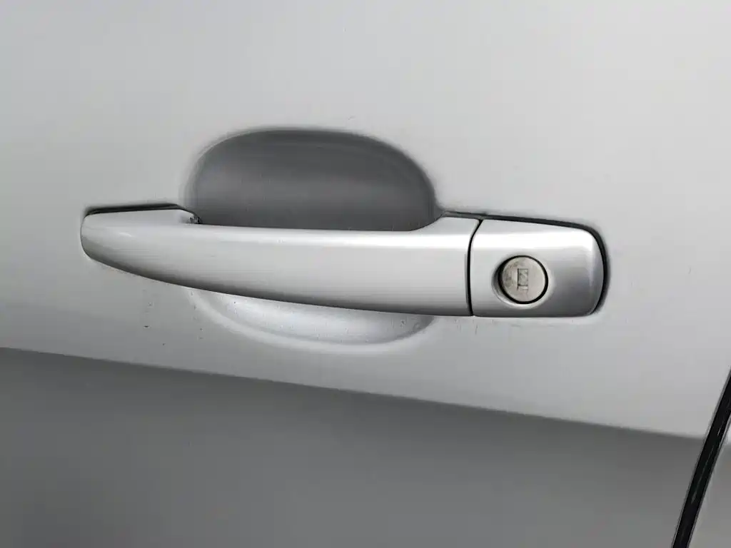 Peugeot 308 2015 — фото 18