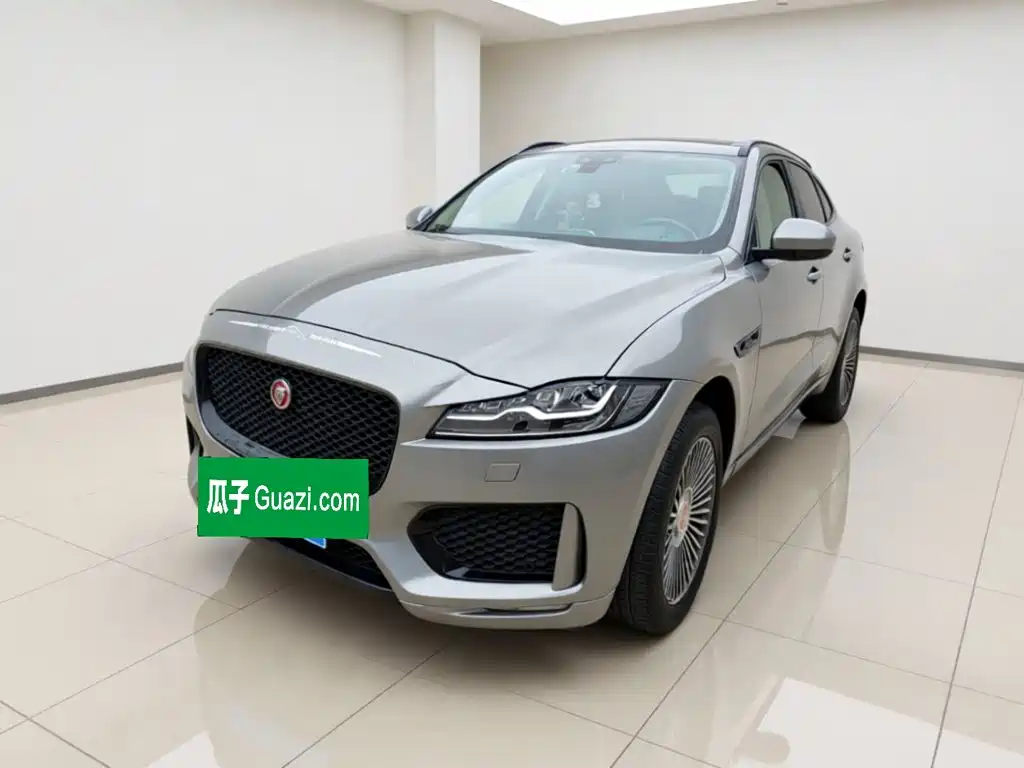 Jaguar F-PACE 2019 — фото 1