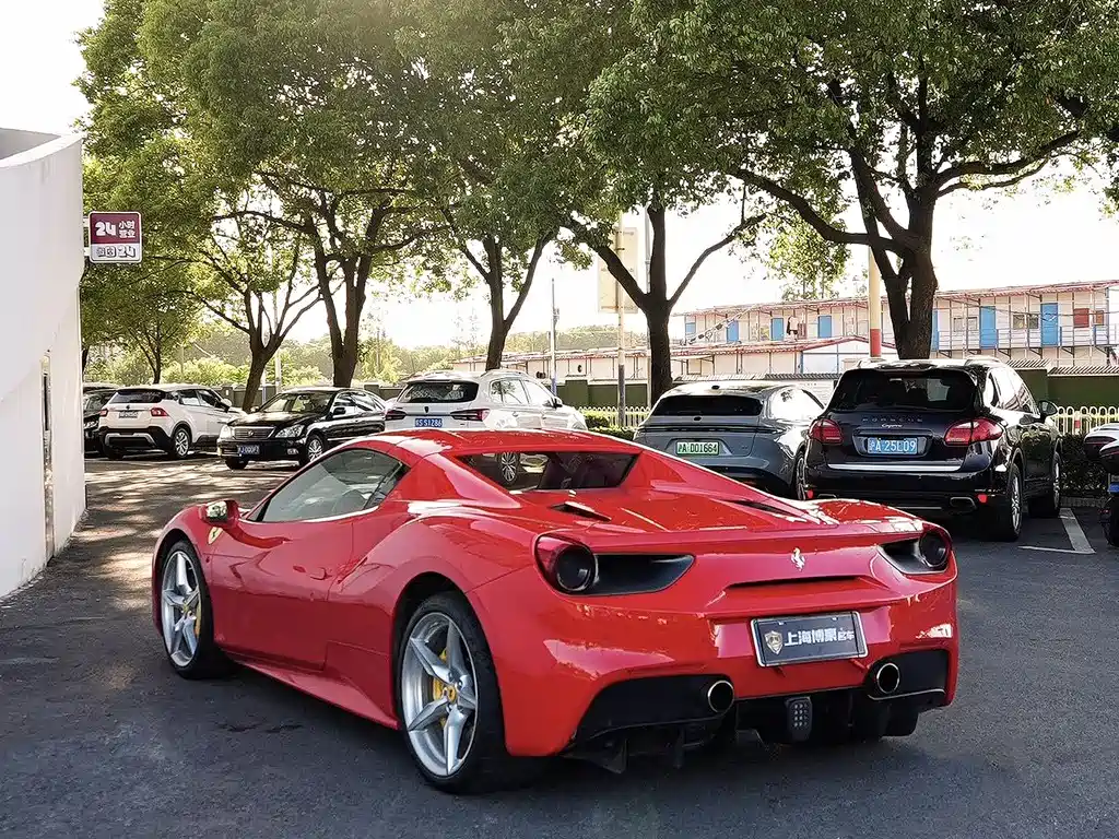 Ferrari 488 2018 — фото 4