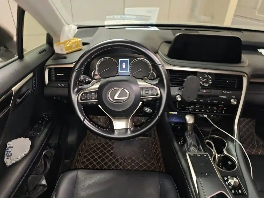 Lexus RX 2019