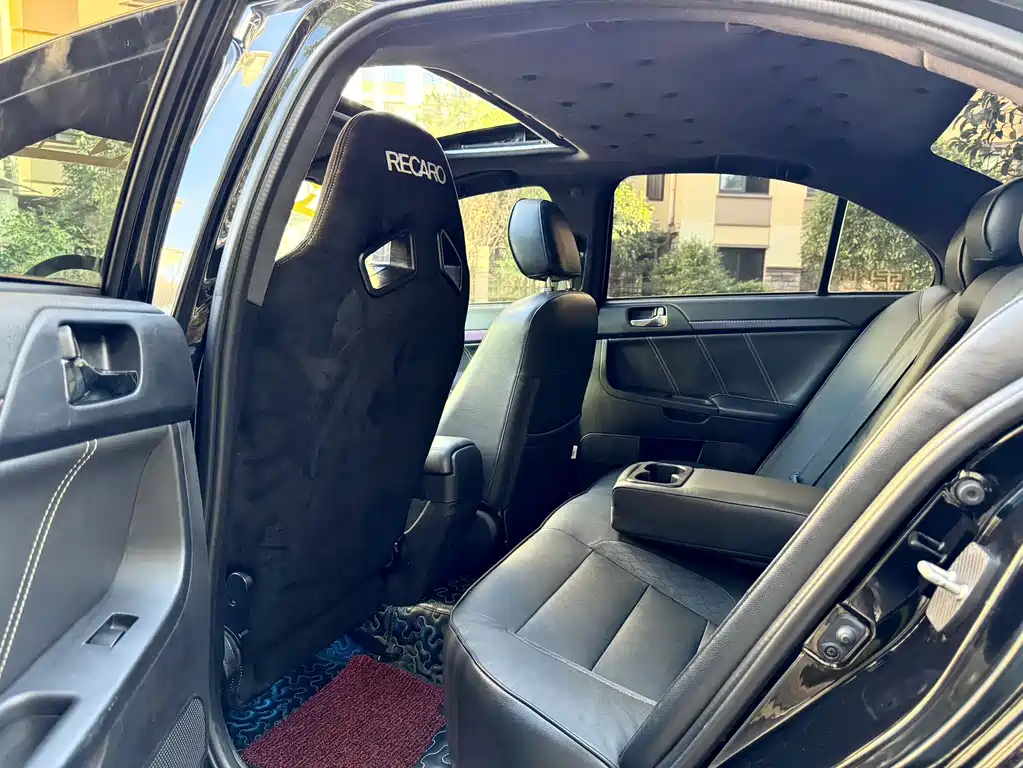 Mitsubishi Lancer EX 2016 — фото 16
