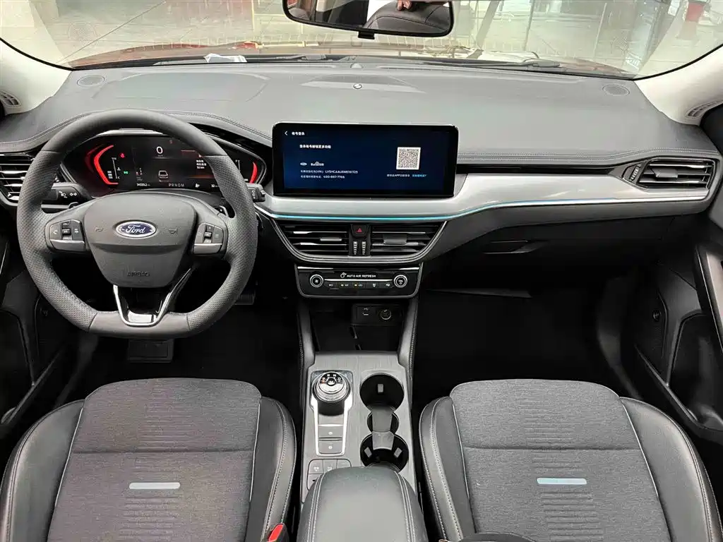 Ford Focus Active 2021 — фото 2