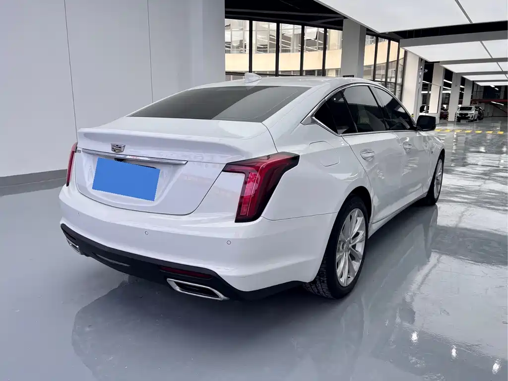 Cadillac CT5 2022 — фото 17