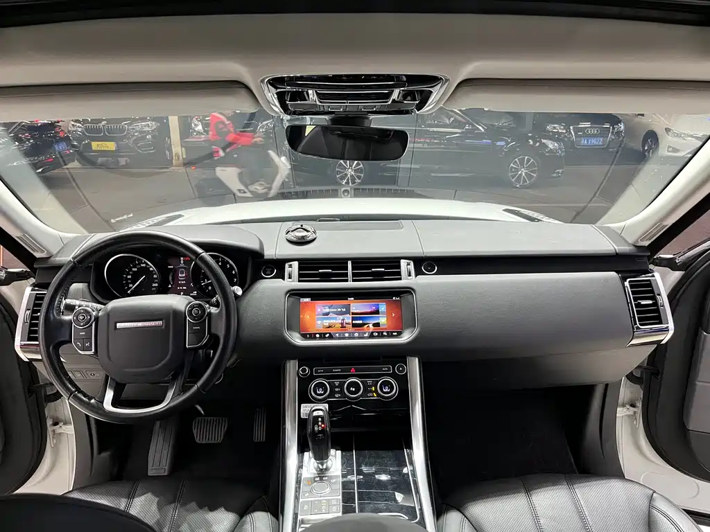 Land Rover Sport 2017 — фото 16