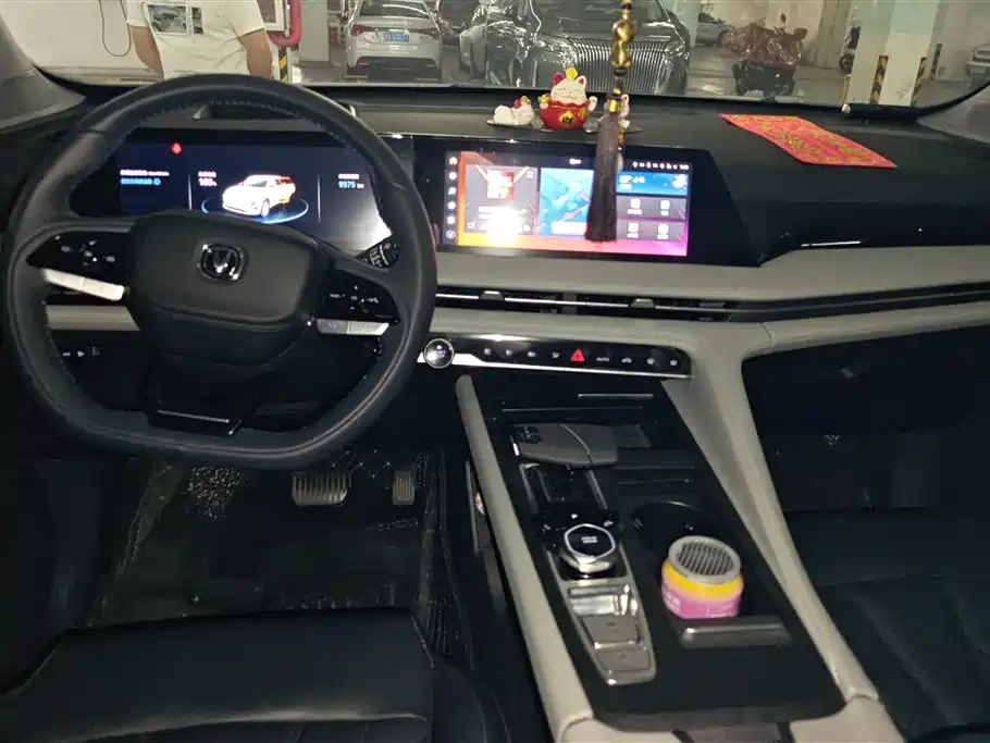 Changan CS75 PLUS 2025 — фото 12