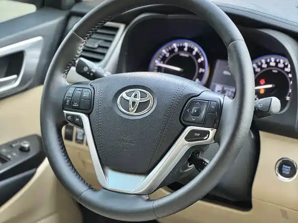 Toyota Highlander 2017