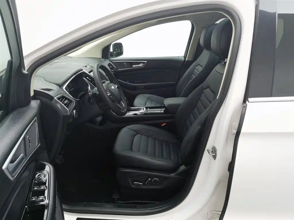 Ford Edge 2015 — фото 10