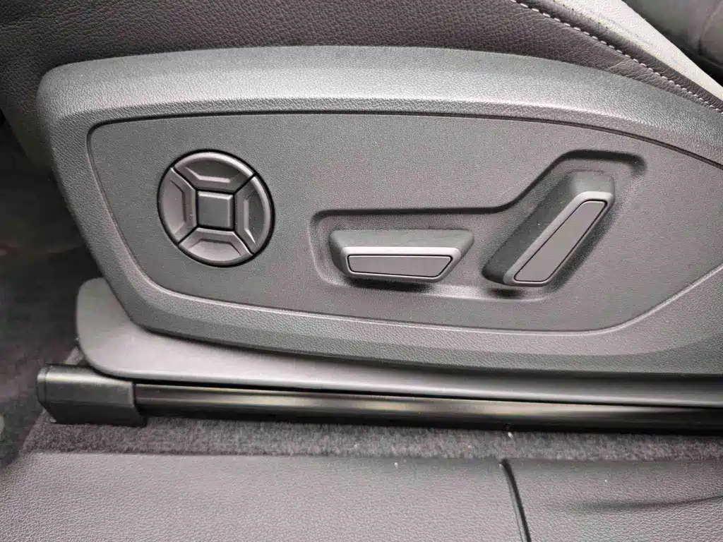 Audi Q3 2022 — фото 11