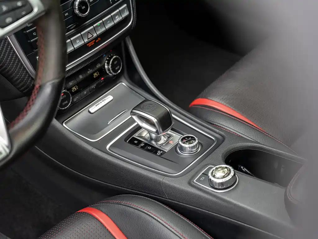 Mercedes-Benz A-Class AMG 2016 — фото 23