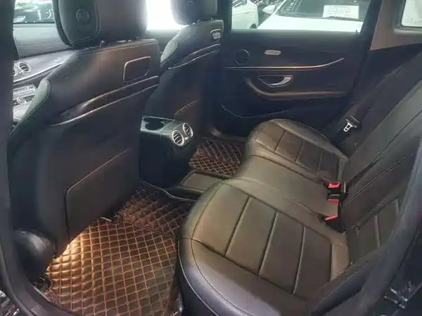 Mercedes-Benz E-Class 2018