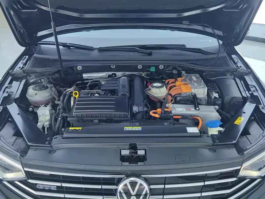 Volkswagen Magotan GTE PHEV 2021 — фото 10